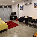 The Kingsland Suite
